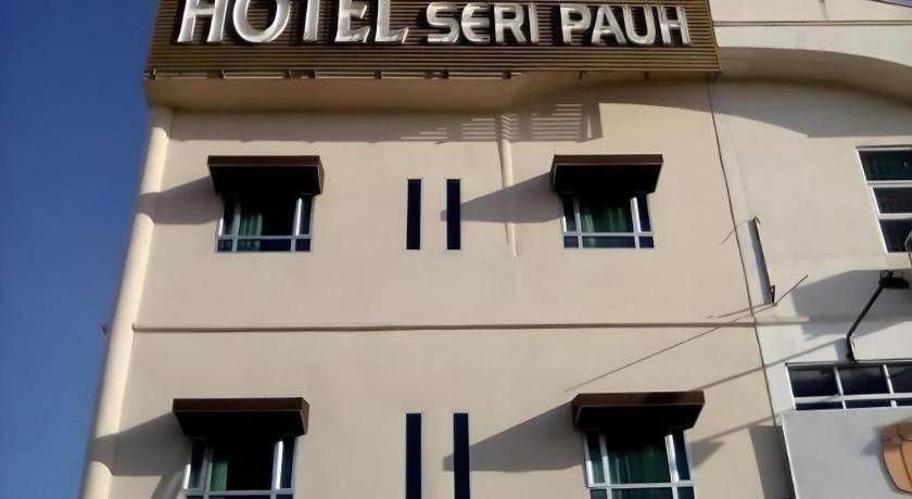 Hotel Seri Pauh Джорджтаун Экстерьер фото