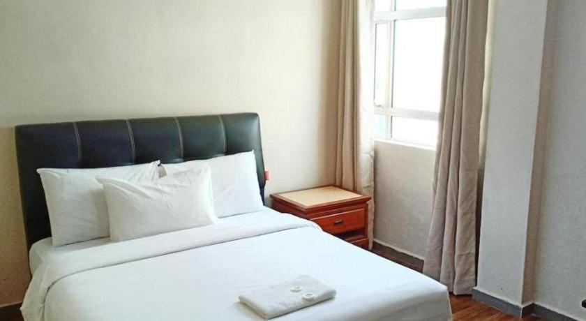 Hotel Seri Pauh Джорджтаун Экстерьер фото