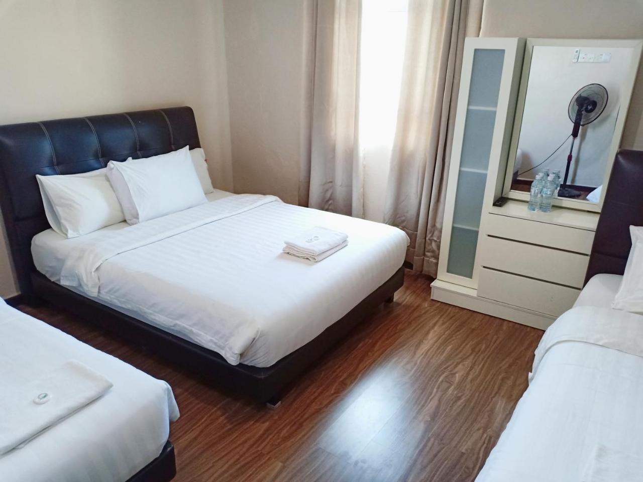 Hotel Seri Pauh Джорджтаун Экстерьер фото